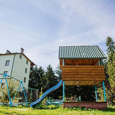 Zelenyy Bir Hotel Skhidnytsia ภายนอก รูปภาพ
