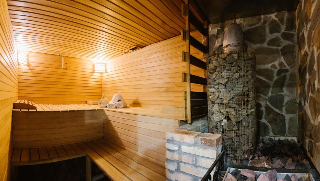 Zelenyy Bir Hotel Skhidnytsia ภายนอก รูปภาพ